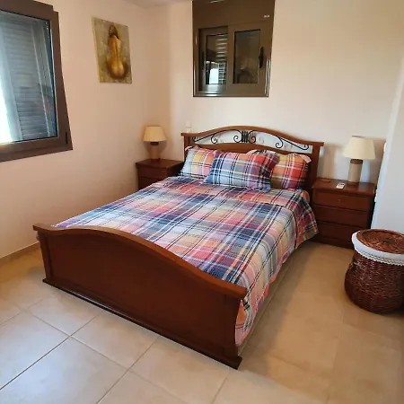 Villa Azure Sea, Istron